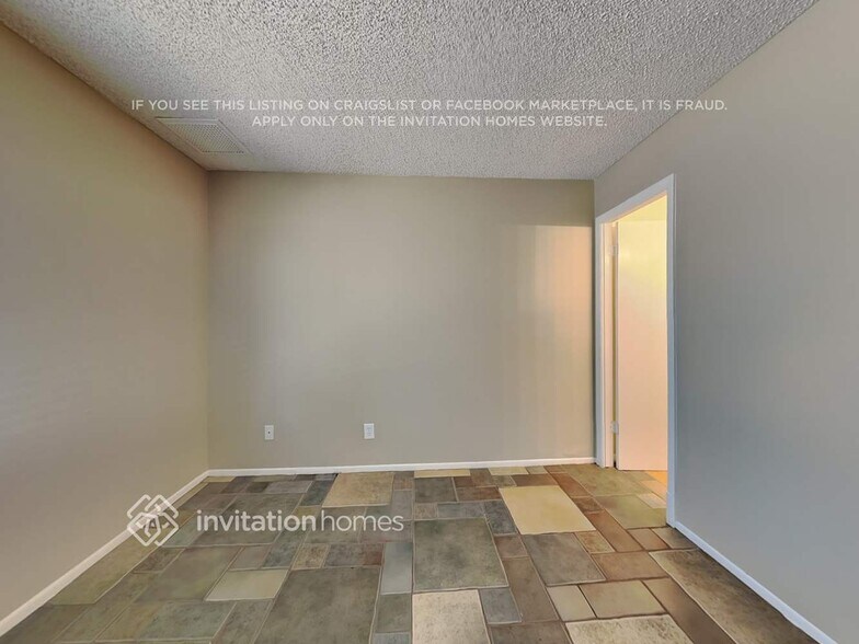 Building Photo - 13830 N 47th Ave