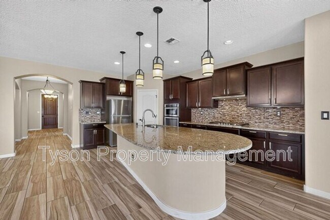 Building Photo - 8727 Placitas Roca Rd