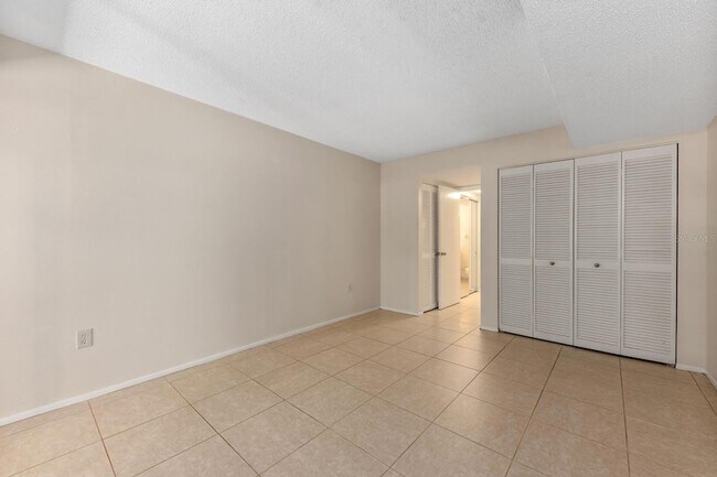 Building Photo - 2232 Bahia Vista St