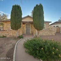 Building Photo - 2211 N Campbell St