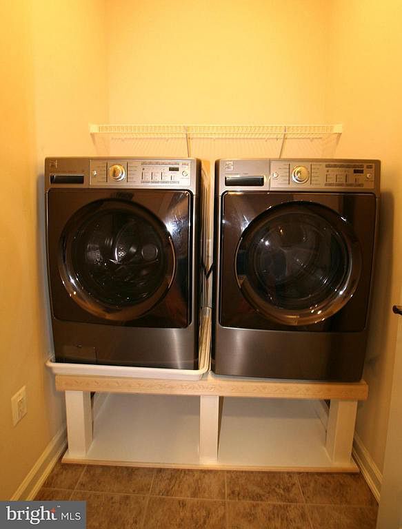 Washer/Dryer - 1230 Bay Dale Dr