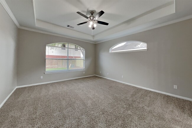 Building Photo - 7015 Fountain Lilly Dr