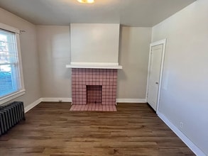 Building Photo - 2116 Bedford Ave