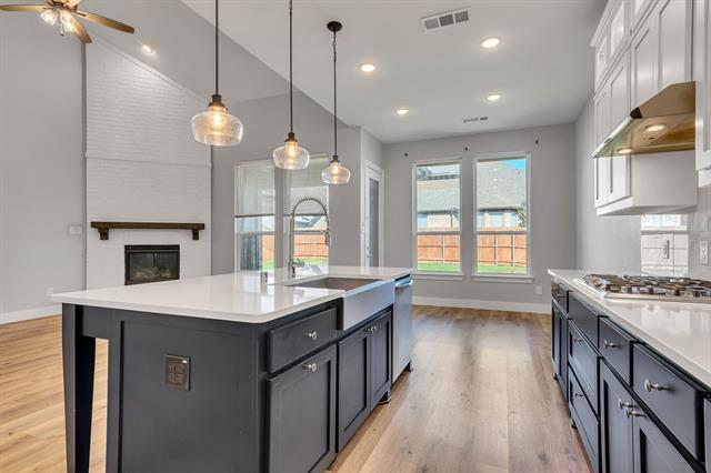 Building Photo - 14924 Nightmist Rd