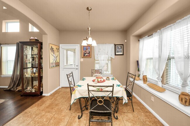 Building Photo - 21302 Mystic Oak Dr