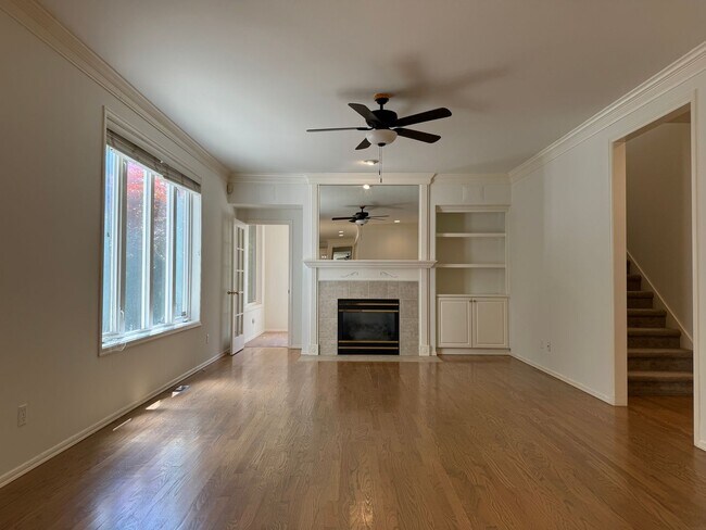 Building Photo - 27171 SE 25th Pl