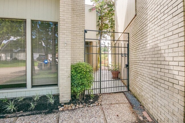 Building Photo - 923 Cranberry Hill Ct