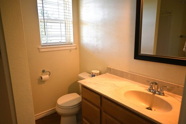 Building Photo - 2460 Wranglers Retreat