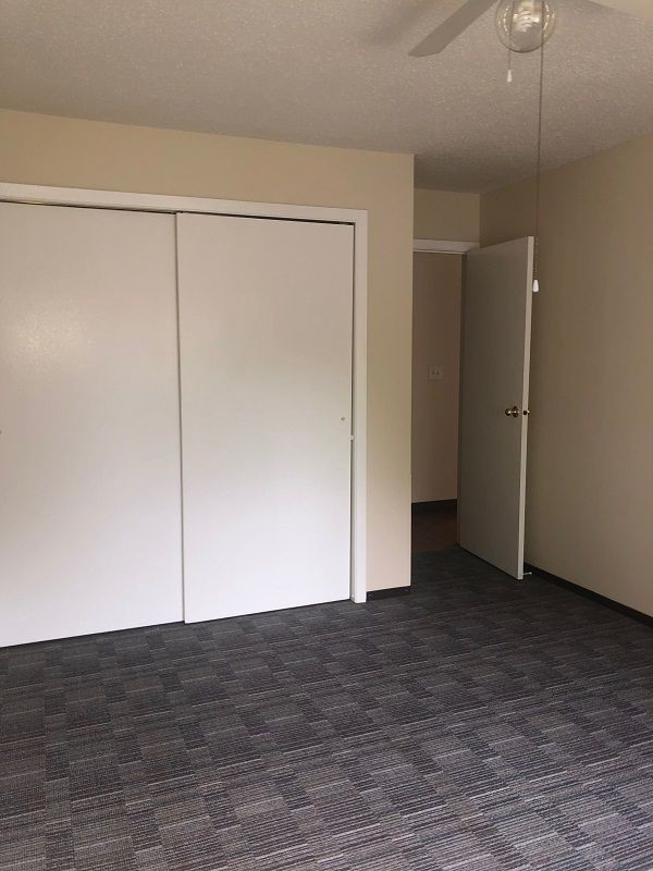 Building Photo - Cant Beat this Deal--590