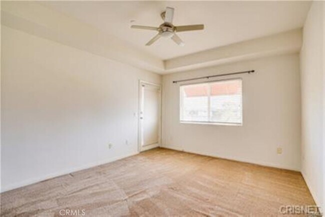 Building Photo - 9610 Zelzah Ave