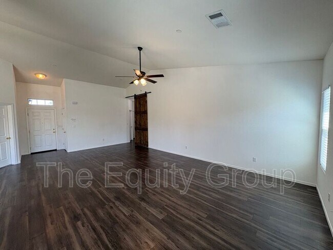 Building Photo - 30910 Jackrabbit St