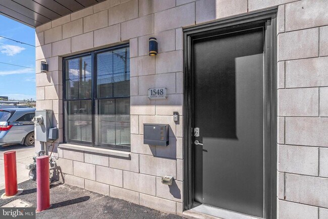 Primary Photo - 1548 S 25th St