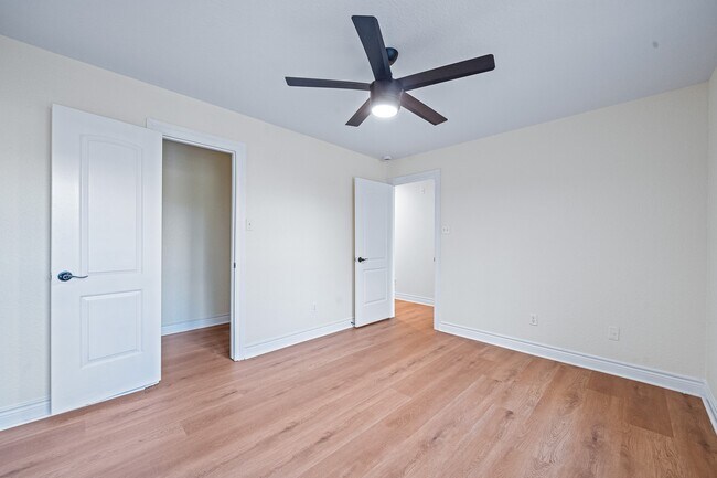 Building Photo - 14511 Middle Bluff Trail