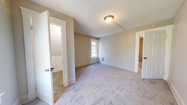 Building Photo - Brooklyn Center - 3 Bedroom Single Family ...
