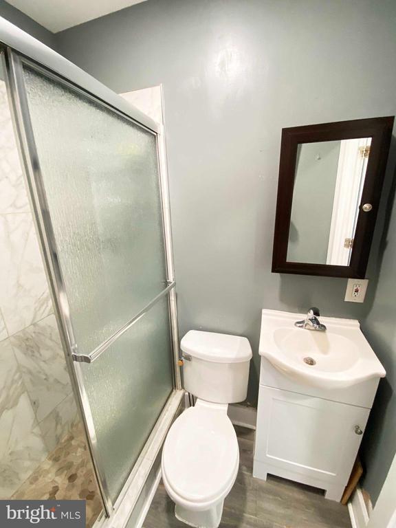 Building Photo - 315 N 52nd St