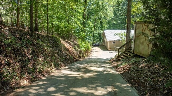 Building Photo - 6567 Tahiti Way