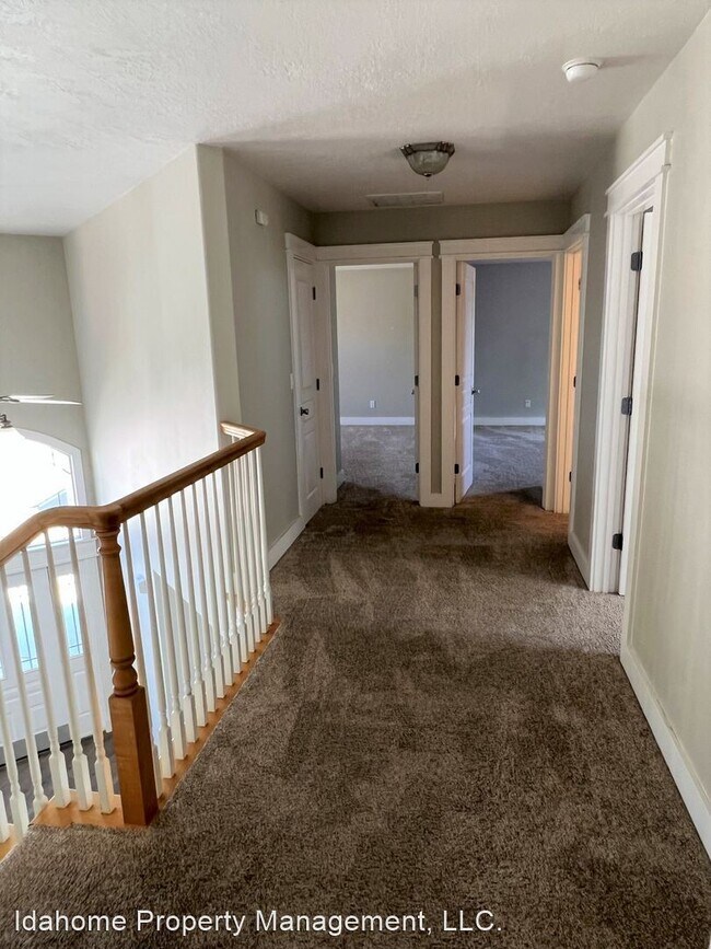Building Photo - 4 br, 2.5 bath House - 10539 W Merab Ct