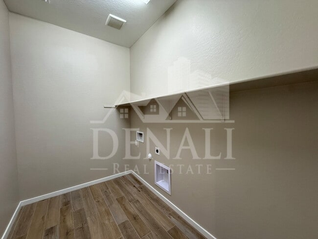Building Photo - 4443 N 201st Ave