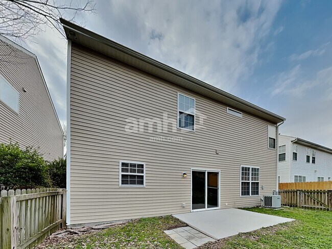 Building Photo - 836 Jennifer Lane