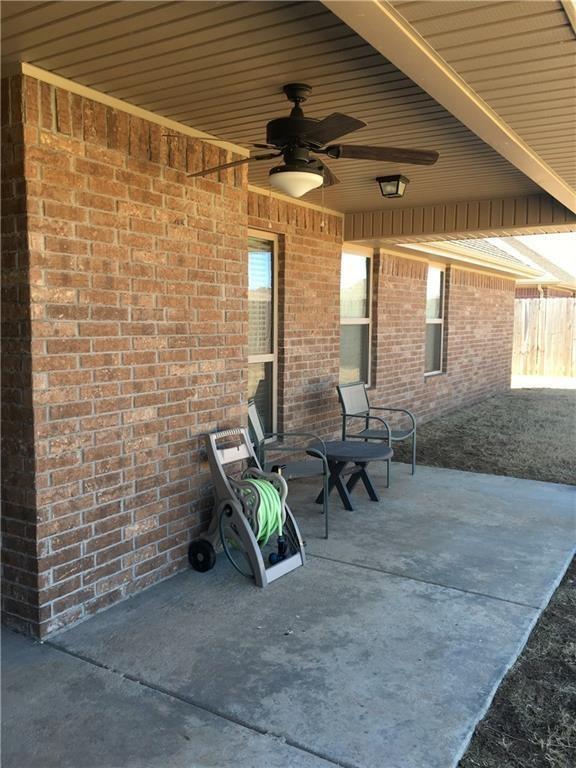 Building Photo - 2960 W Topaz Dr