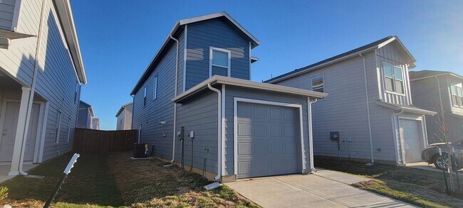 Primary Photo - NEWLY BUILT 3 bedroom 2.5 Bath single fami...