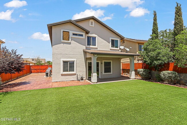 Building Photo - 14326 Smokey Point Dr