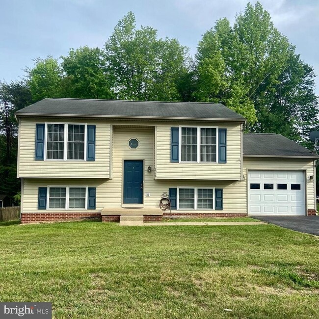 Building Photo - 7316 Stone Crossing Dr