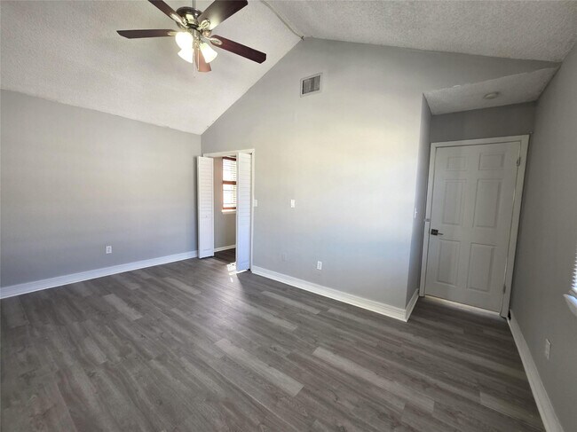 Building Photo - 11951 SW 271st Terrace