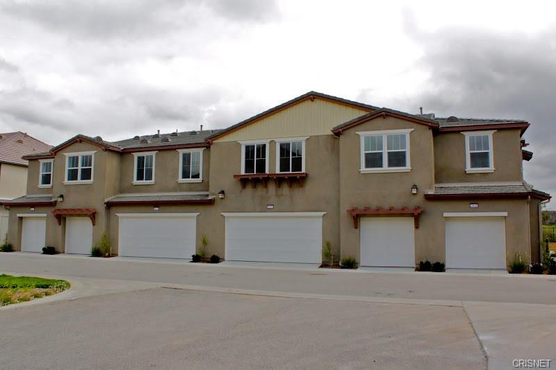 Building Photo - 28632 Pietro Dr