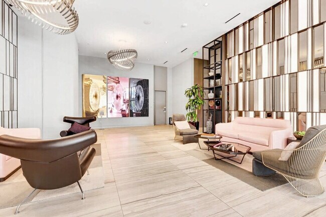 Building Photo - 4010 S Ocean Dr