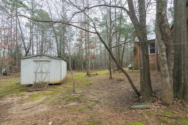 Building Photo - 1060 Windbrooke Ct
