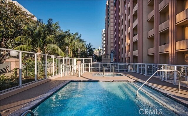 Building Photo - 388 E Ocean Blvd