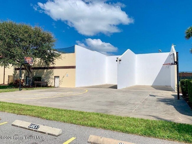 Building Photo - 3252 Sand Ct