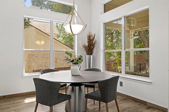 Building Photo - 2809 Rio Mesa Dr