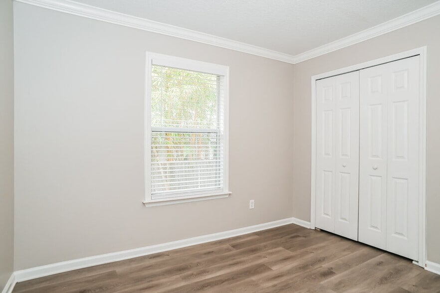 Building Photo - 3015 Hickory Glen Dr