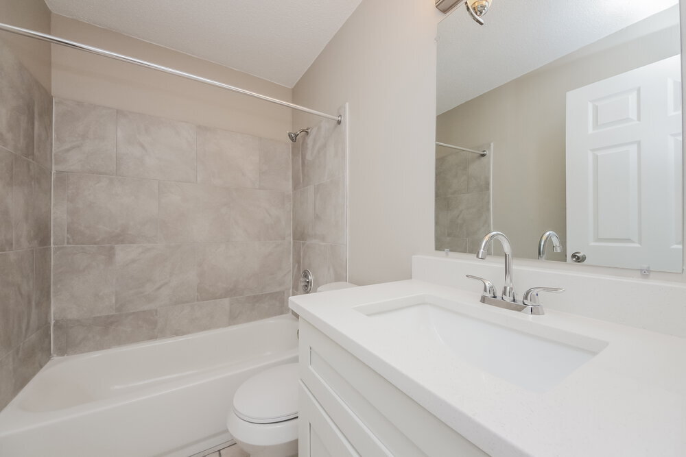 Building Photo - 2872 Woodruff Dr