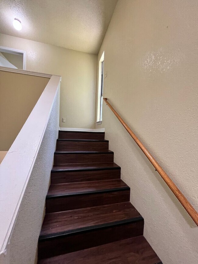 Building Photo - 2309/2311 Pena Cove