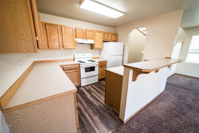 Building Photo - 2109 Yellowstone St