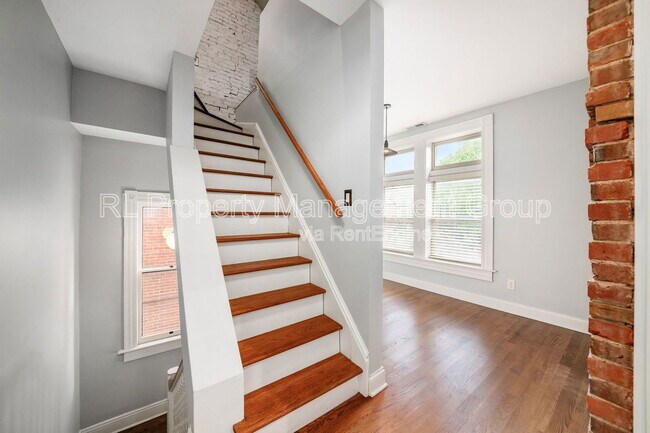 Building Photo - 322 Wilber Ave