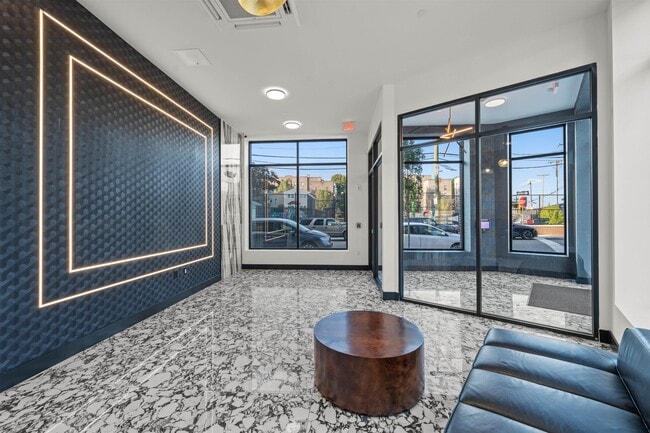 Building Photo - 17 AVENUE E