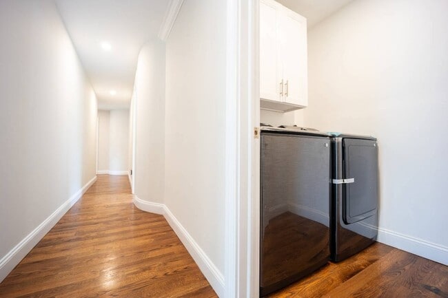 Building Photo - 1 Kewanee Rd