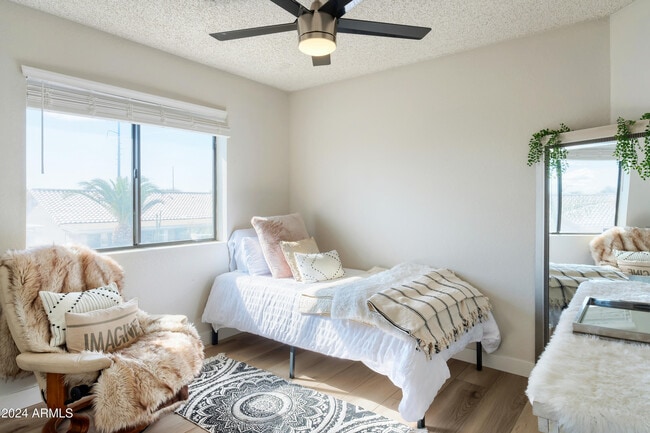 Building Photo - 3207 E Wescott Dr