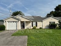 Building Photo - Coming Soon – Charming 2 Bed, 2 Bath Townh...