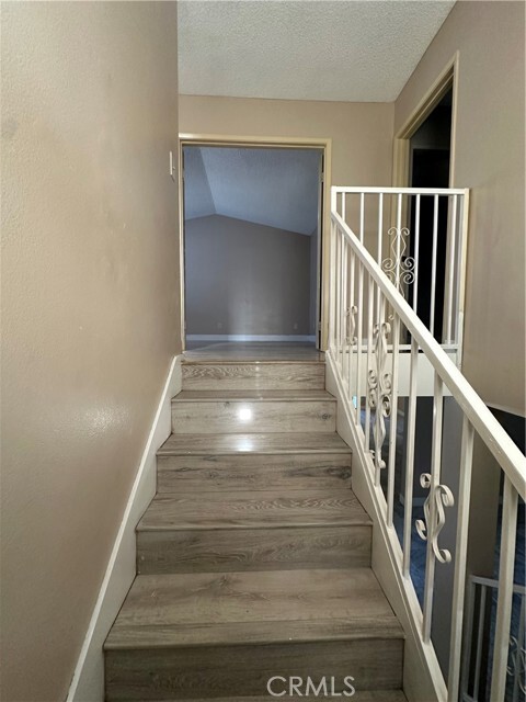Building Photo - 551 Tullock St