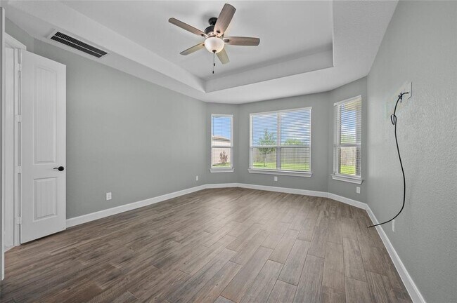 Building Photo - 14014 Phelps Dr