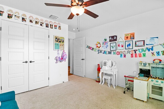 Building Photo - 1612 Palo Duro Dr