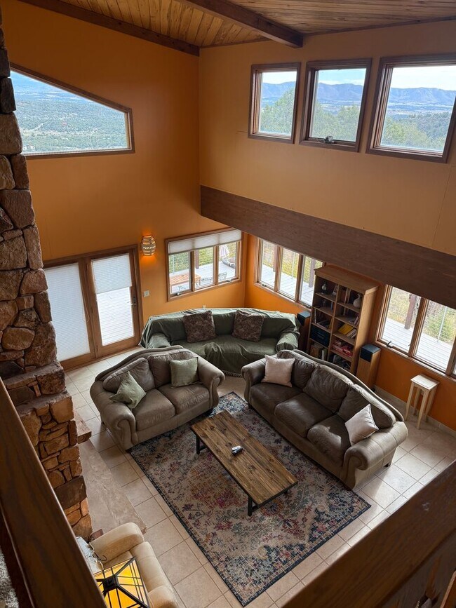 Building Photo - Charming Southwestern Stucco Home