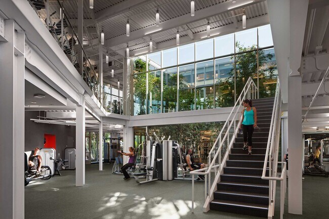 Building Photo - 6030 Seabluff Dr