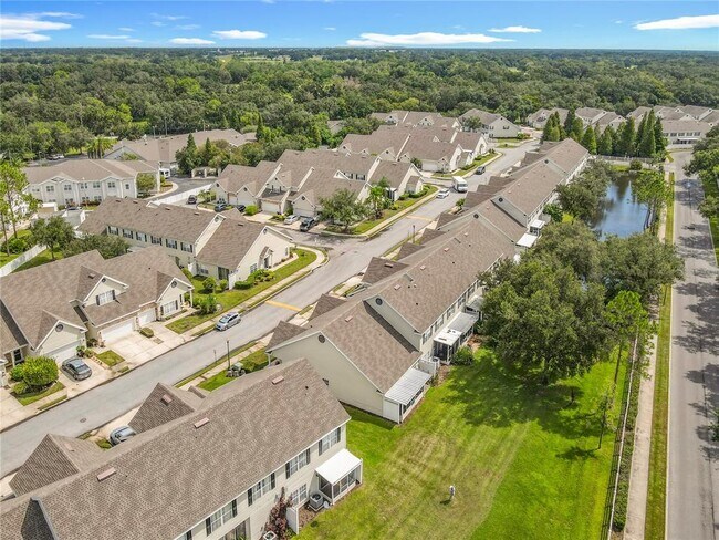 Building Photo - 2051 Winterset Dr