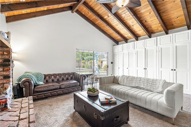 Building Photo - 351 S Parish Pl